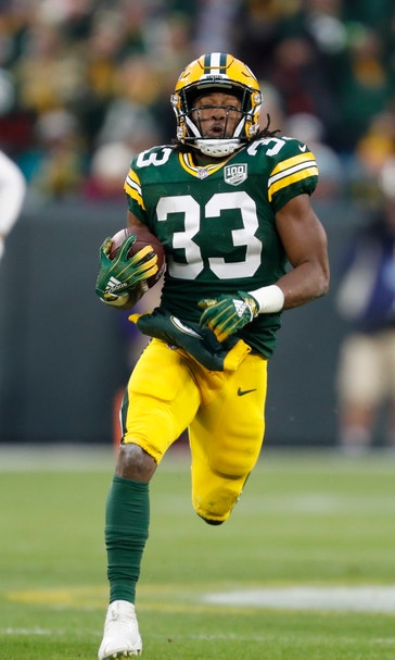 Jones helps Packers run away for 31-12 win over Dolphins